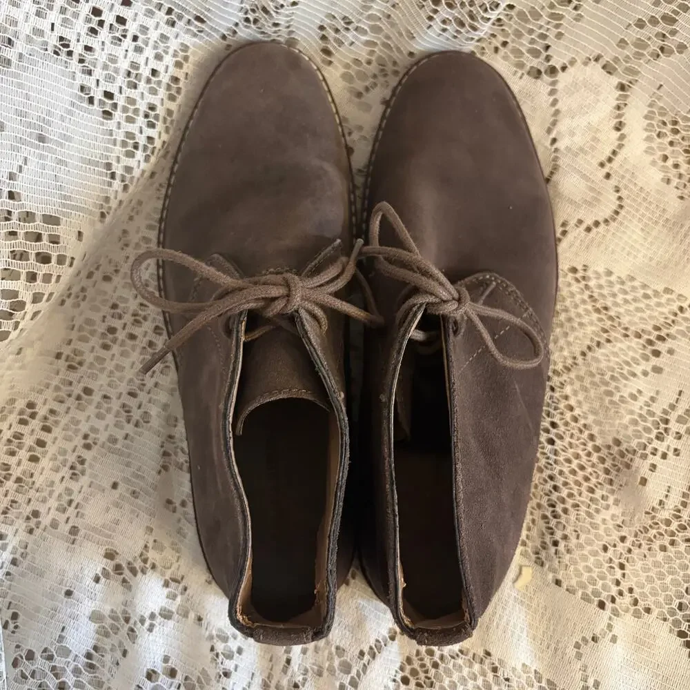 Banana Republic Men's US 8 Brown Suede Leather Chukka Boots